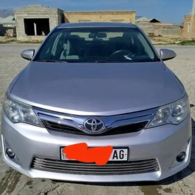 Toyota Camry 2014