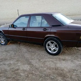 Mercedes-Benz 190E 1989