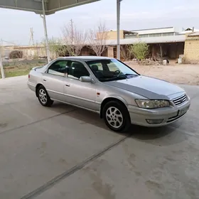 Toyota Camry 2001