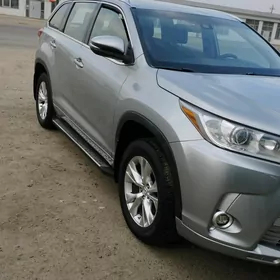 Toyota Highlander 2018