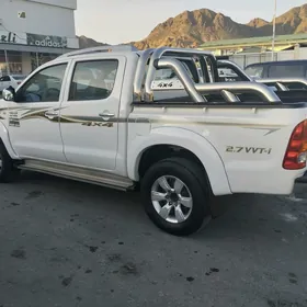 Toyota Hilux 2011