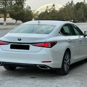 Lexus ES 350 2020