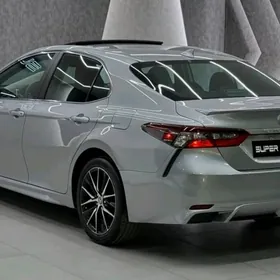 Toyota Camry 2022