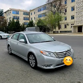 Toyota Avalon 2011