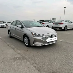 Hyundai Elantra 2019