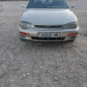 Toyota Camry 1992