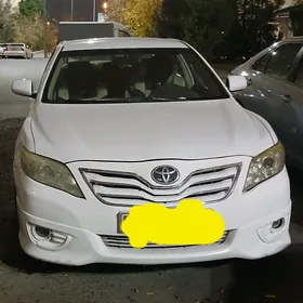 Toyota Camry 2010