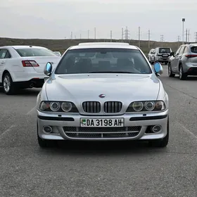 BMW E39 2002