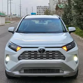 Toyota RAV4 2022