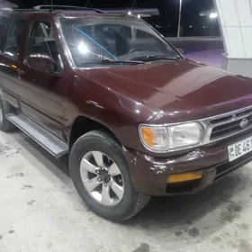 Nissan Pathfinder 1998