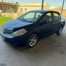 Nissan Versa 2009