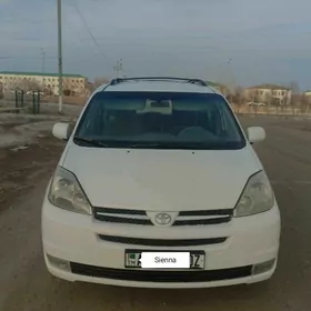 Toyota Sienna 2004