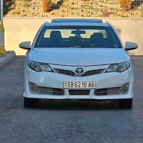 Toyota Camry 2012