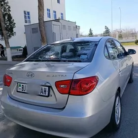 Hyundai Elantra 2010