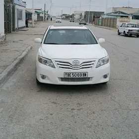 Toyota Camry 2010