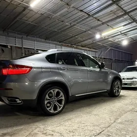 BMW X6 2013