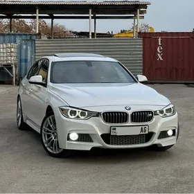 BMW F30 2013