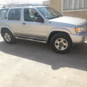 Nissan Pathfinder 2002