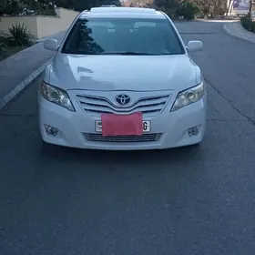 Toyota Camry 2010