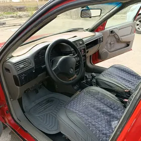 Opel Vectra 1990