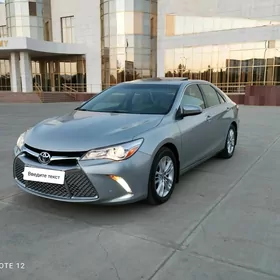 Toyota Camry 2015