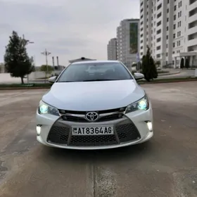 Toyota Camry 2016