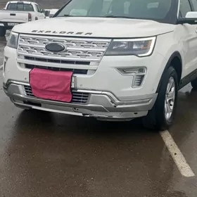 Ford Explorer 2018