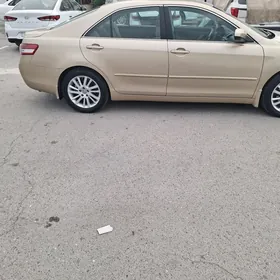 Toyota Camry 2010