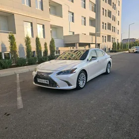 Lexus ES 350 2019