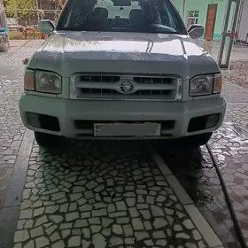 Nissan Pathfinder 2002