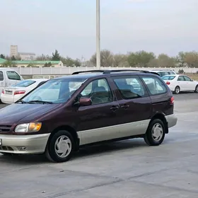 Toyota Sienna 2000