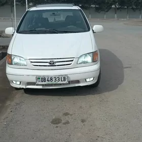 Toyota Sienna 2000