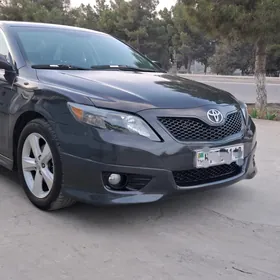 Toyota Camry 2010