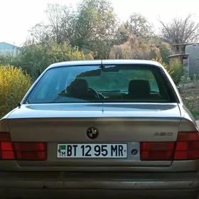 BMW 520 1990