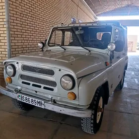 UAZ 469 2000