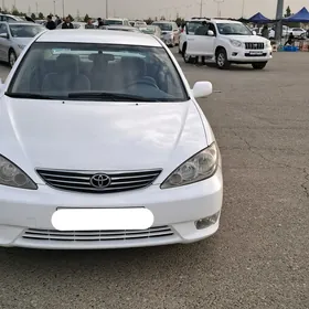 Toyota Camry 2005