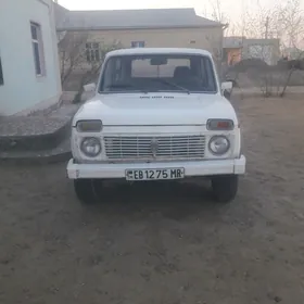 Lada Niva 1995