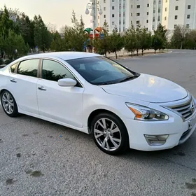 Nissan Altima 2013