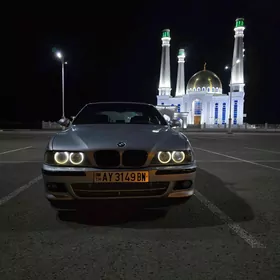 BMW E39 1998