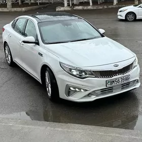 Kia Optima 2018