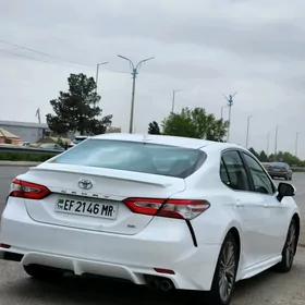 Toyota Camry 2020