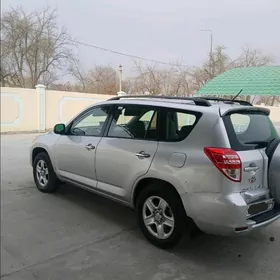 Toyota RAV4 2010