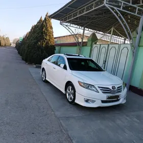 Toyota Camry 2010