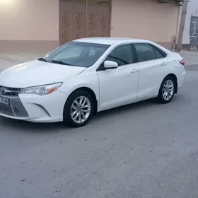 Toyota Camry 2016