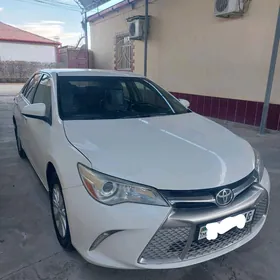 Toyota Camry 2016