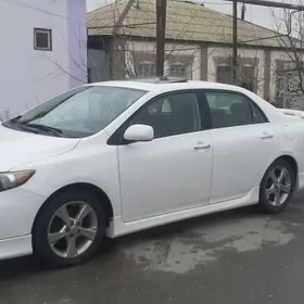 Toyota Corolla 2011