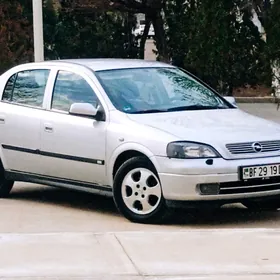 Opel Astra 2003