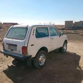 Lada Niva 2003