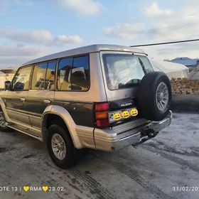 Mitsubishi Pajero 1991