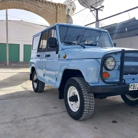 UAZ 469 2000